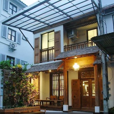 Villa Nittra Singharaj チエンマイ エクステリア 写真
